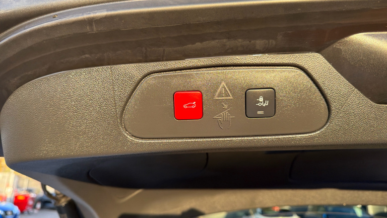 Vauxhall Grandland 1.2 Turbo Elite 5dr Auto Petrol Hatchback